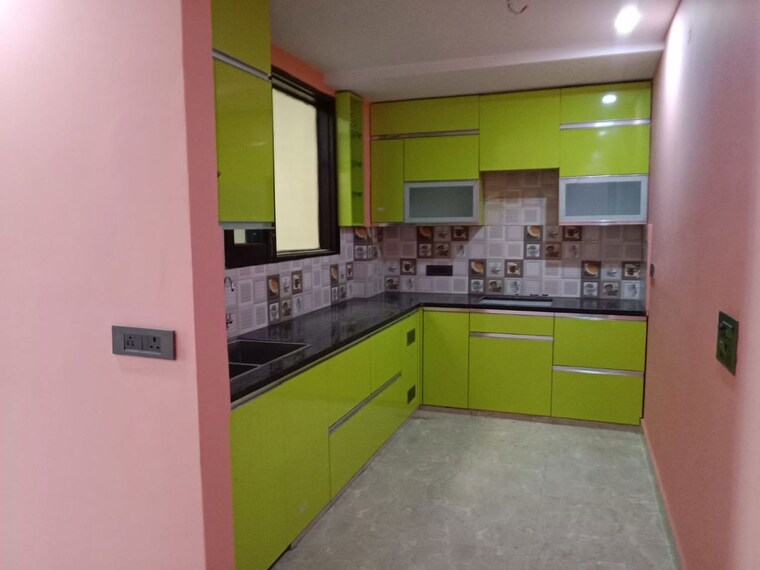 Kitchen, sector 4 3.5 Bedroom 2250 Sq.Ft. Builder Floor In Sector 4 Gurgaon 10371895