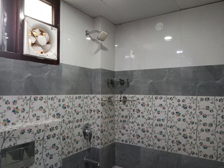 Kitchen, sector 4 3.5 Bedroom 2250 Sq.Ft. Builder Floor In Sector 4 Gurgaon 10371895