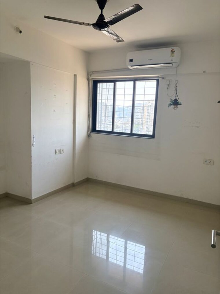 Room, puranik-city 3 Bedroom 950 Sq.Ft. Apartment In Kasarvadavali Thane 10371902