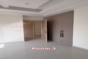 Room in 3 BHK Builder Floor at Sector 4 – for Sale