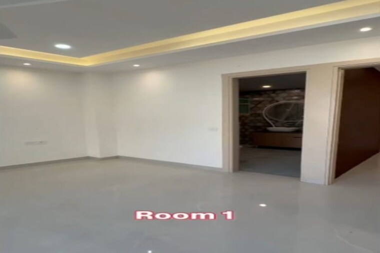 Room, sector 4 3 Bedroom 2250 Sq.Ft. Builder Floor In Sector 4 Gurgaon 10371914