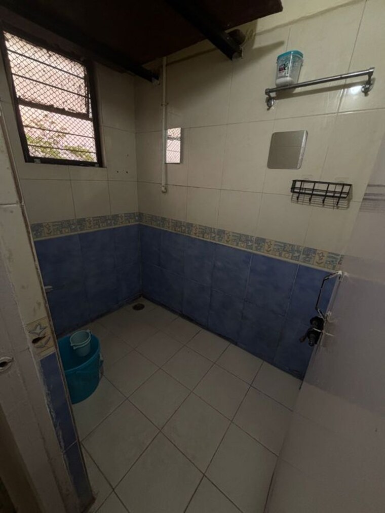 Bathroom, madhuban-classic 1 Bedroom 600 Sq.Ft. Apartment In Kalas Pune 10371910