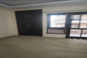 Room in 3 BHK Builder Floor at Sector 7 – for Sale