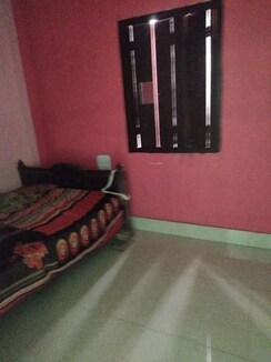 1 BHK + Extra Room Apartment For Rent in Sealdah