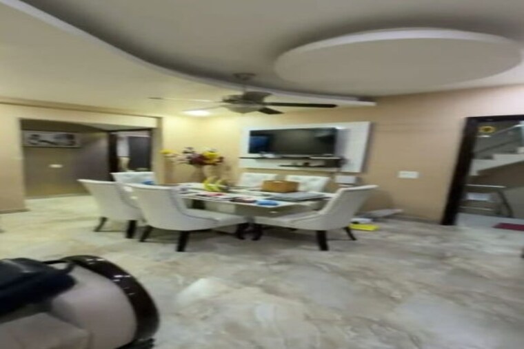  Parking, sector 7 3 Bedroom 2250 Sq.Ft. Builder Floor In Sector 7 Gurgaon 10371939