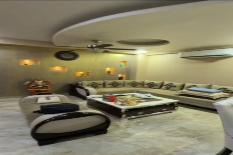 Gym, sector 7 3 Bedroom 2250 Sq.Ft. Builder Floor In Sector 7 Gurgaon 10371939
