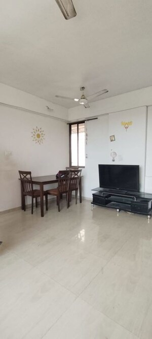 Living Room in 2 BHK Apartment at Vijay Vatika, Kavesar – for Rent