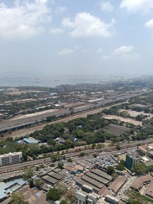 Plot Area in 3 BHK Apartment at Celestia Spaces, Parel – for Rent