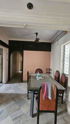 2 BHK + Pooja Room,Servant Room,Study Room Apartment For Rent in Vedant Complex CHS