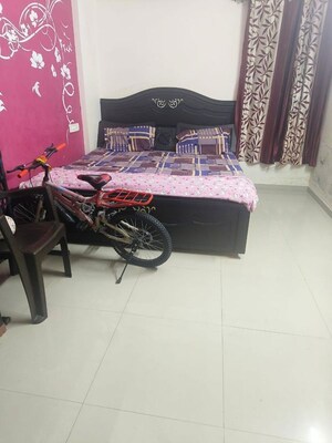 Living Room in 2 BHK Apartment at Vejalpur – for Rent