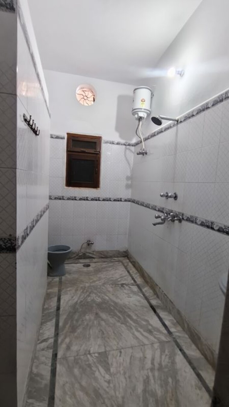 Bathroom, vishesh-khand 2 Bedroom 2152 Sq.Ft. Independent House In Gomti Nagar Lucknow 10372017