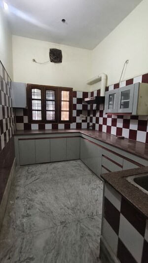 Kitchen in 2 BHK Independent House at Vishesh Khand, Gomti Nagar – for Rent
