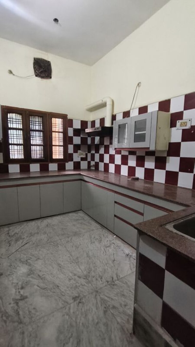 Kitchen, vishesh-khand 2 Bedroom 2152 Sq.Ft. Independent House In Gomti Nagar Lucknow 10372017
