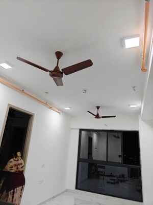 Furnished Amenities in 2 BHK Apartment at Prescon Midtown Bay, Mahim West – for Rent