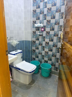 Bathroom in 3 BHK Apartment at Sector 11 Dwarka – for Rent