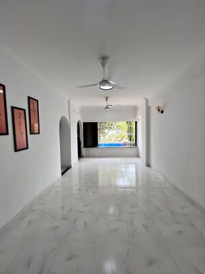 Living Room in 2 BHK Apartment at Andheri West – for Rent