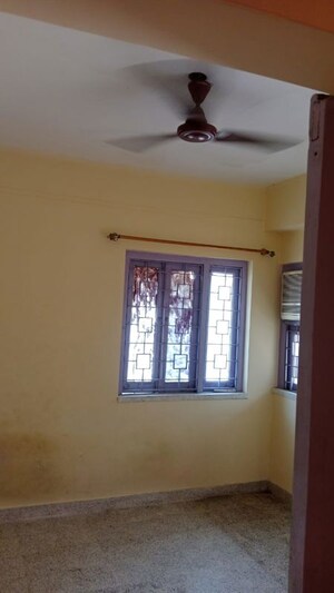 Room in 2 BHK Apartment at Kasba – for Rent