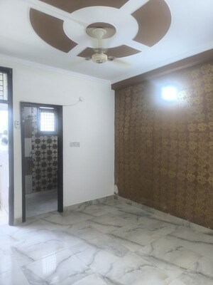 Room in 2 BHK Builder Floor at Sector 7 Dwarka – for Rent
