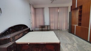 Bedroom in 6 BHK Independent House at Jayanagar – for Rent
