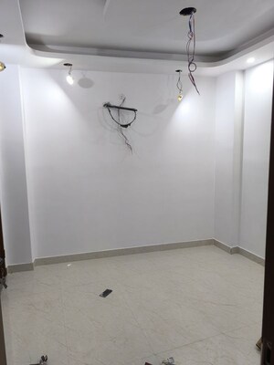 Room in  Shop at Sector 7 Dwarka – for Rent