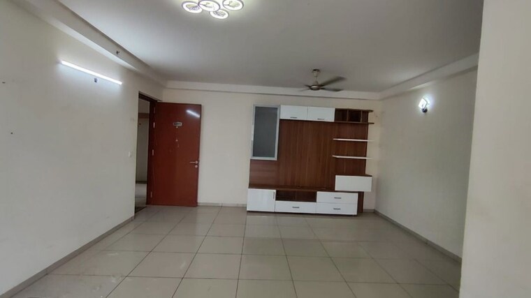 Living Room, prestige-royale-gardens 2 Bedroom 1304 Sq.Ft. Apartment In Gantiganahalli Bangalore 10372113