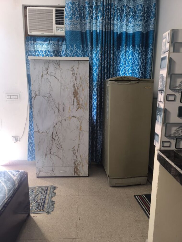 Living Room, sector 7 dwarka 1 RK 400 Sq.Ft. Builder Floor In Sector 7 Dwarka Delhi 10372126