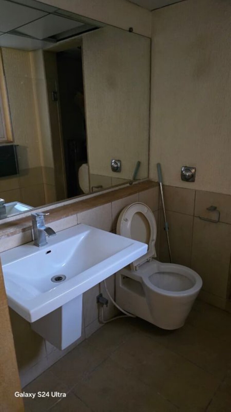 Bathroom, waterfront-condominiums 4 Bedroom 2850 Sq.Ft. Apartment In Kalyani Nagar Pune 10372138