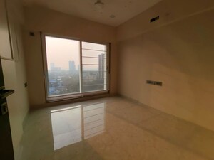 Room in 2 BHK Apartment at Kabra Diamante, Goregaon West – for Rent
