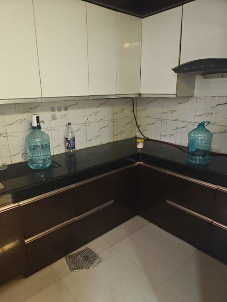 Kitchen, galaxy-royale 2 Bedroom 990 Sq.Ft. Apartment In Gaur City 2 Greater Noida 10372133