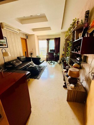 Living Room in 5 BHK Apartment at Mantri Espana, Outer Ring Road – for Rent