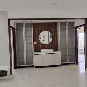 Room in 3 BHK Apartment at RNP 1, Kondapur – for Rent