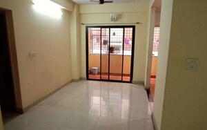 Room in 2 BHK Apartment at The Greens, Doddanekundi – for Rent
