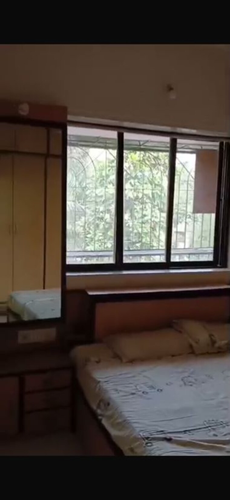 Room, yogi nagar 1 Bedroom 450 Sq.Ft. Apartment In Yogi Nagar Mumbai 10319647