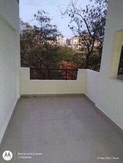 1 BHK + Basement Apartment For Rent in Giridhar Chandraneel Apartment
