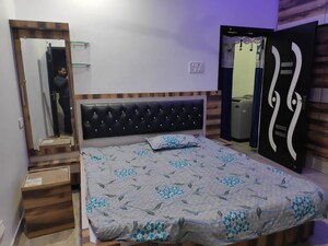 Bedroom in 2 BHK Apartment at Shivpur – for Rent