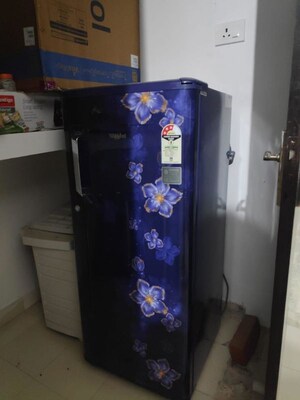 Furnished Amenities in 2 BHK Apartment at Shivpur – for Rent