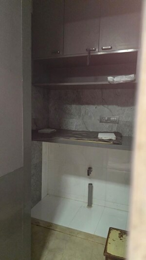 Furnished Amenities in 3 BHK Apartment at Nariman Point – for Rent