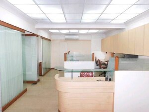  Shop For Rent in Nahar Amaryllis Towers and Plaza, Chandivali
