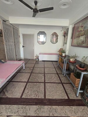 Balcony in 1 BHK Builder Floor at Sushant Lok I – for Rent