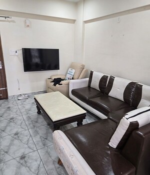 Team Area in 1 BHK Builder Floor at Kulhan – for Rent