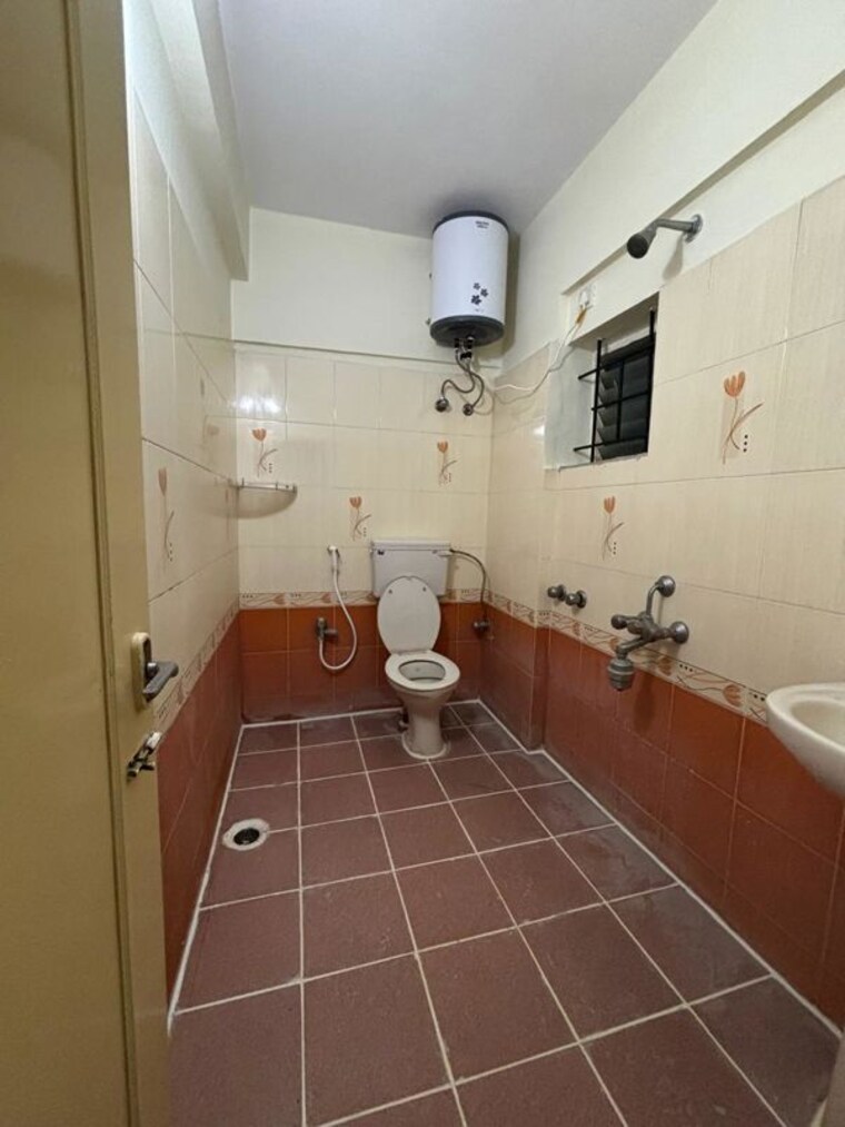 Bathroom, mahaveer-chalet 2 Bedroom 1167 Sq.Ft. Apartment In Kr Puram Bangalore 10372234