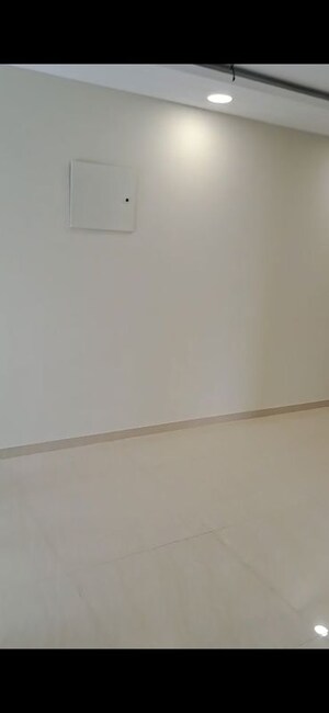 Room in 3 BHK Apartment at Raghav Paradise, Borivali East – for Rent