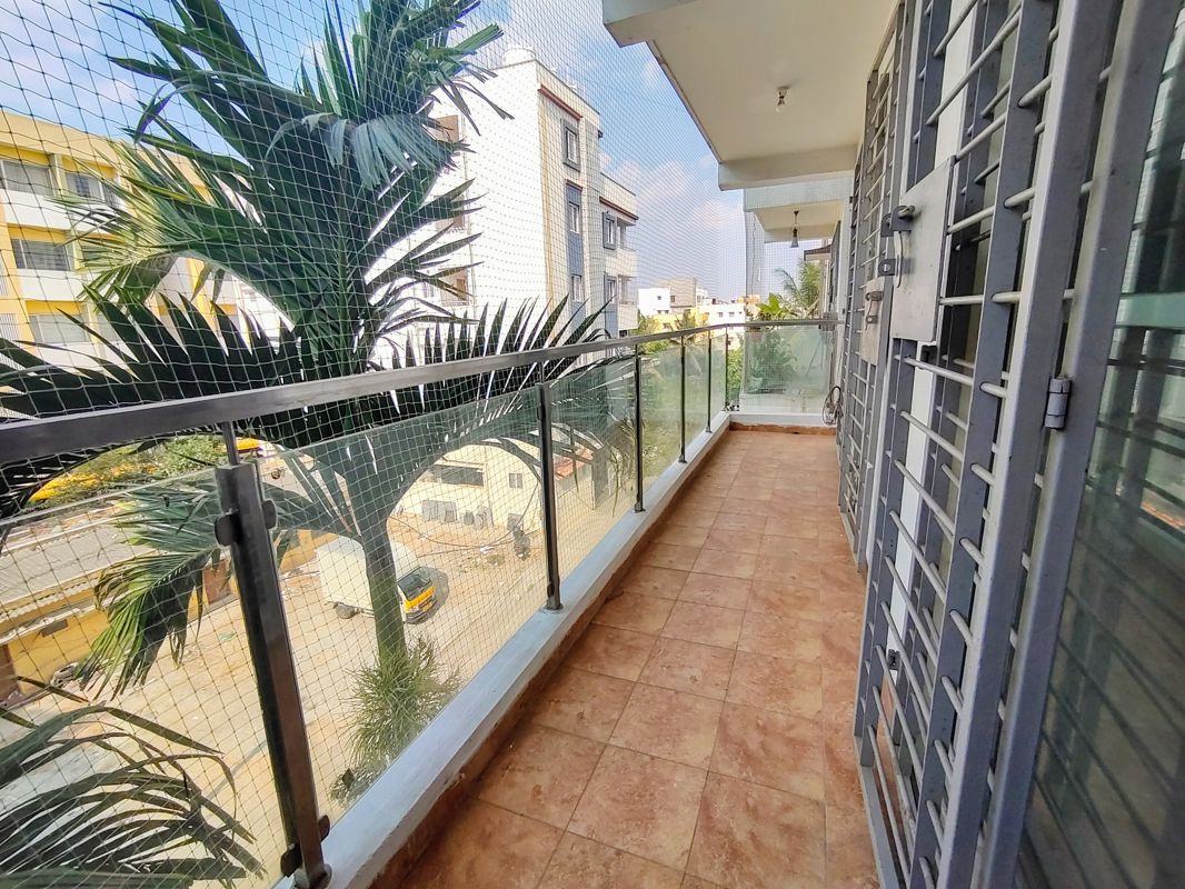 2 BHK + Pooja Room 1350 Sq.Ft. Apartment in Reliable Lake Dew Residency