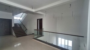 Room in 4 BHK Villa at Lakdi Ka Pul – for Sale