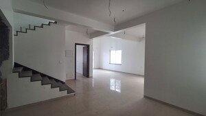 Room in 4 BHK Villa at Lakdi Ka Pul – for Sale