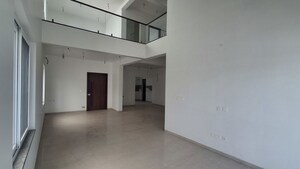 Room in 4 BHK Villa at Lakdi Ka Pul – for Sale