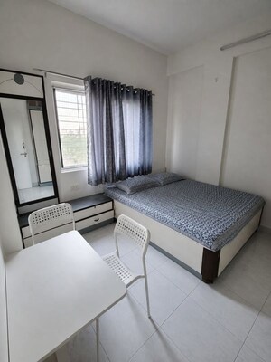 Bedroom in 1 BHK Apartment at Ashish Garden, Kothrud – for Rent