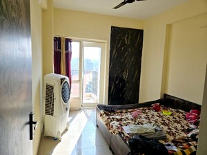 Bedroom in 2.5 BHK Apartment at Panchsheel Hynish, Sector 1 Greater Noida – for Rent