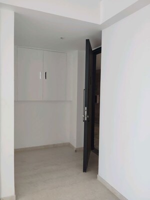 Room in 3 BHK Apartment at Sandesh Nagar – for Sale