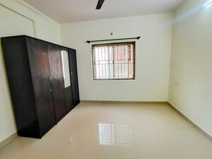 Room in 1 BHK Independent House at Hsr Layout – for Rent